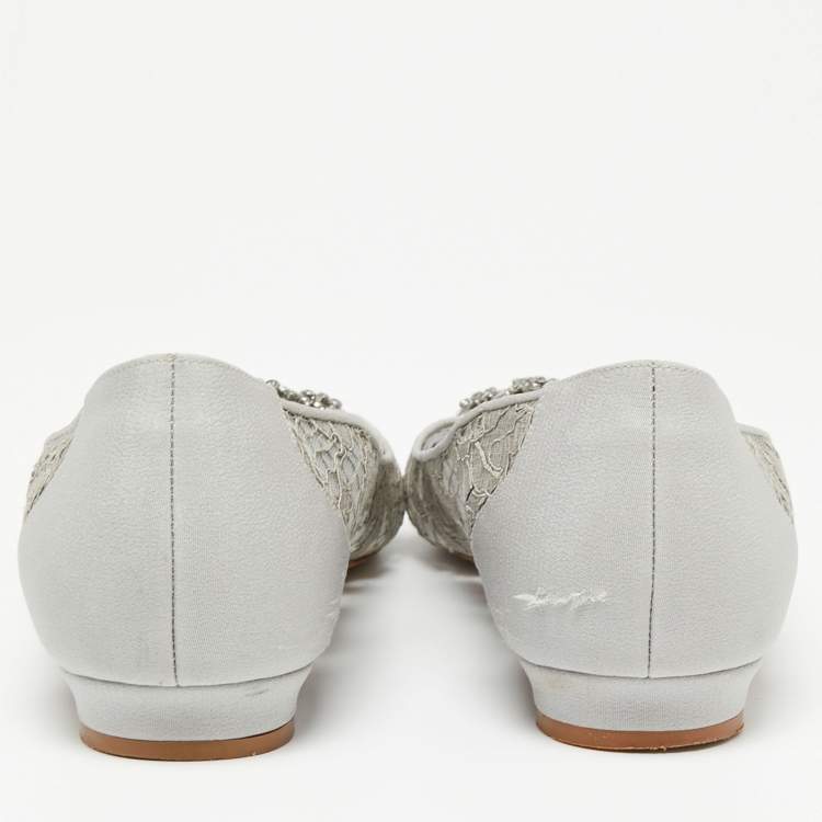Pre Owned Manolo Blahnik Grey Lace and Satin Hangisi Ballet Flats Size 40.5