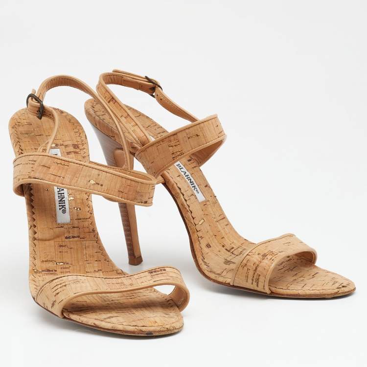 Pre Owned Manolo Blahnik Beige Leather Ankle Strap Sandals Size 39.5