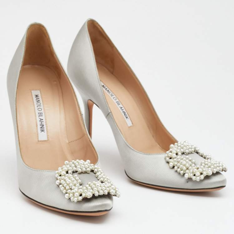Pre Owned Manolo Blahnik Grey Satin Hangisi Pumps Size 36