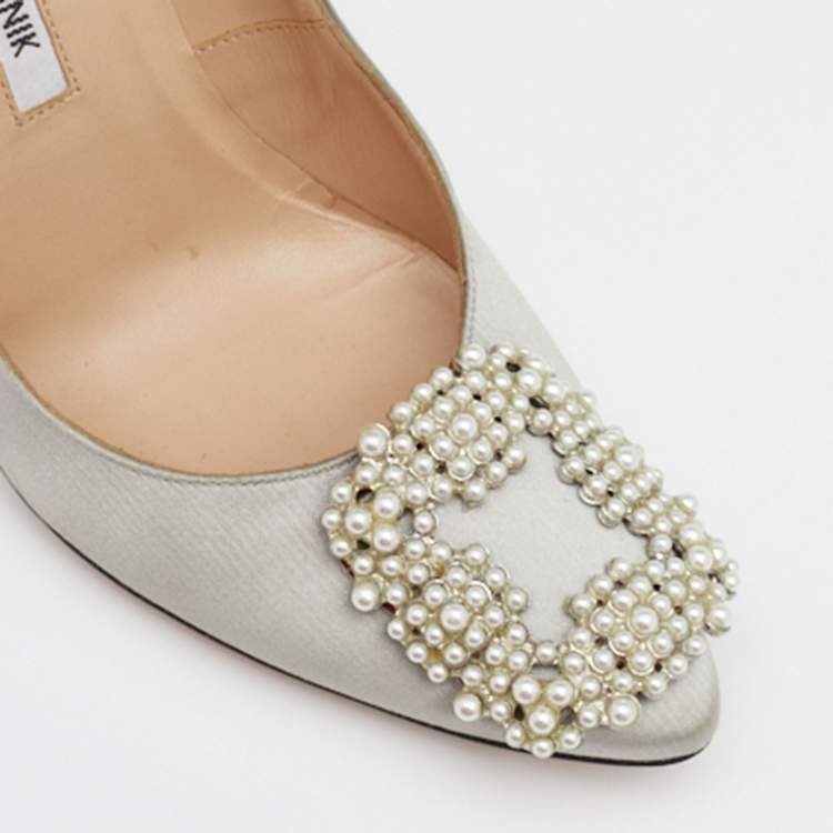 Pre Owned Manolo Blahnik Grey Satin Hangisi Pumps Size 36