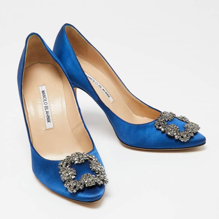 Pre Owned Manolo Blahnik Blue Satin Hangisi Pumps Size 37.5