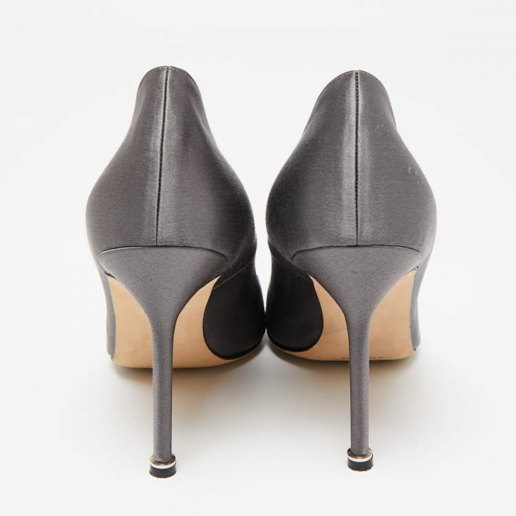 Pre Owned Manolo Blahnik Grey Satin Hangisi Pumps Size 40.5