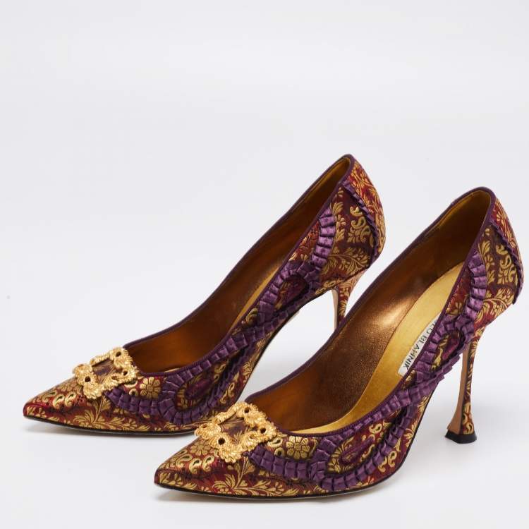 Pre Owned Manolo Blahnik Multicolor Fabric Brocade Slip On Pumps Size 40