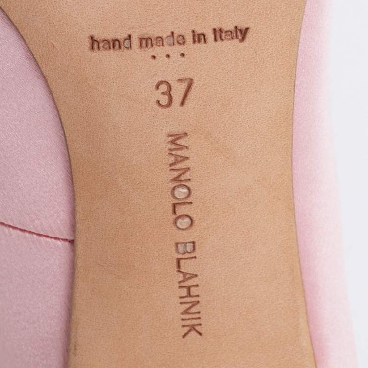 مملوكة مسبقًا Manolo Blahnik Pink Satin Hangisi Pumps Size 37