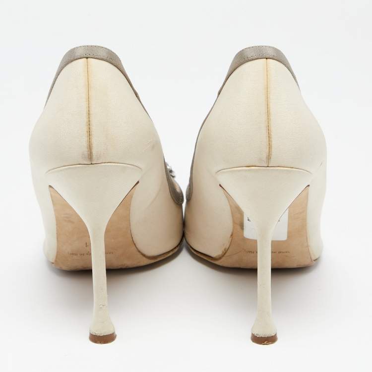 Pre Owned Manolo Blahnik Beige/Grey Satin Gotrian Pumps Size 41