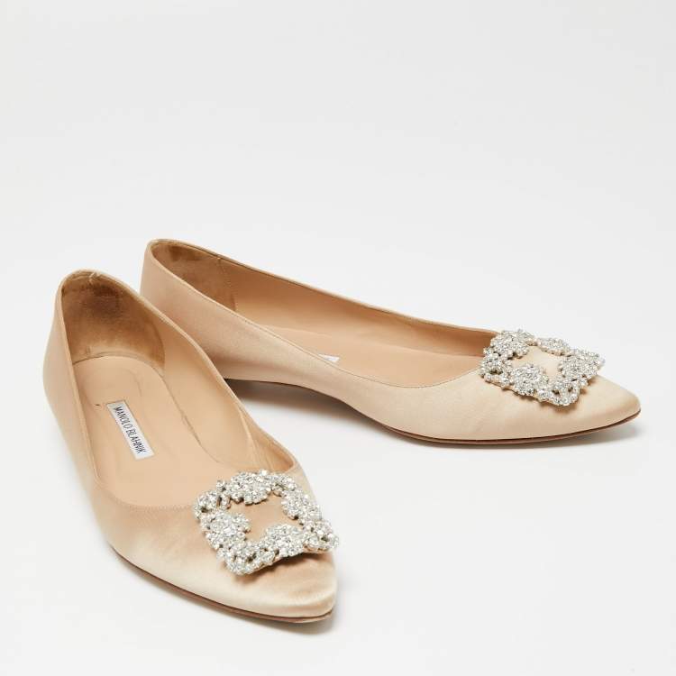 Pre Owned Manolo Blahnik Beige Satin Hangisi Ballet Flats Size 41 