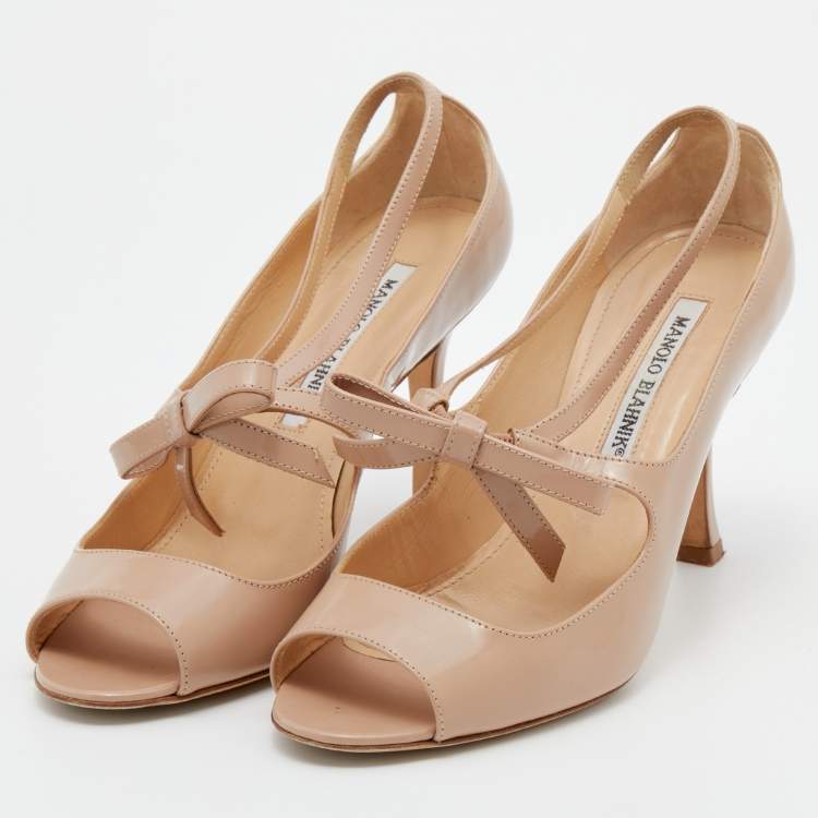 Pre Owned Manolo Blahnik Beige Patent Leather Bow Peep Toe Pumps Size 36