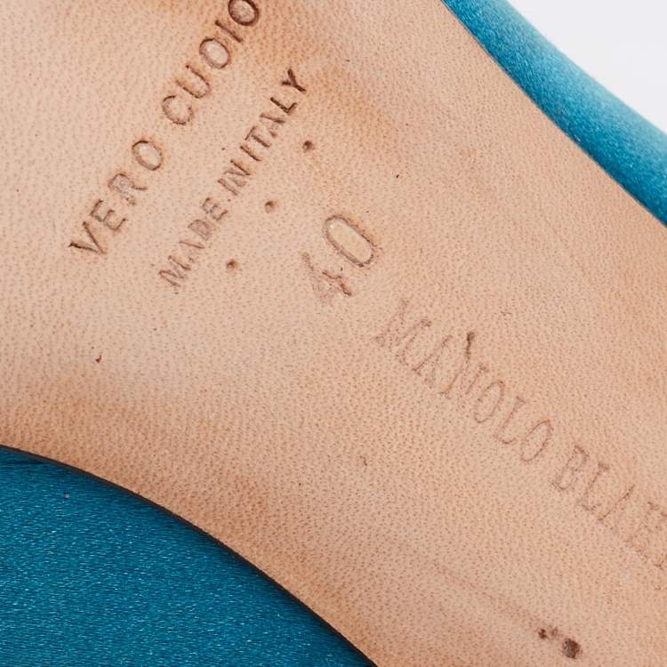 Pre Owned Manolo Blahnik Teal Satin Hangisi Pumps Size 40