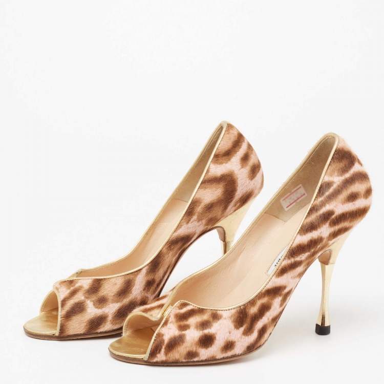 Pre Owned Manolo Blahnik Brown/White Calf Hair And Leather Peep Pumps Size 37.5