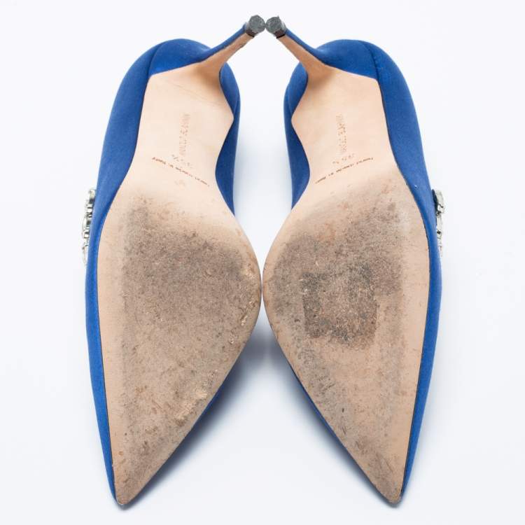 Pre Owned Manolo Blahnik Royal Blue Satin Nadira Pointed-Toe Pumps Size 35.5