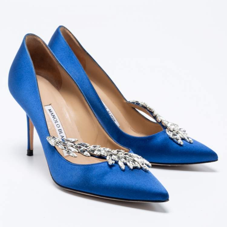 Pre Owned Manolo Blahnik Royal Blue Satin Nadira Pointed-Toe Pumps Size 35.5