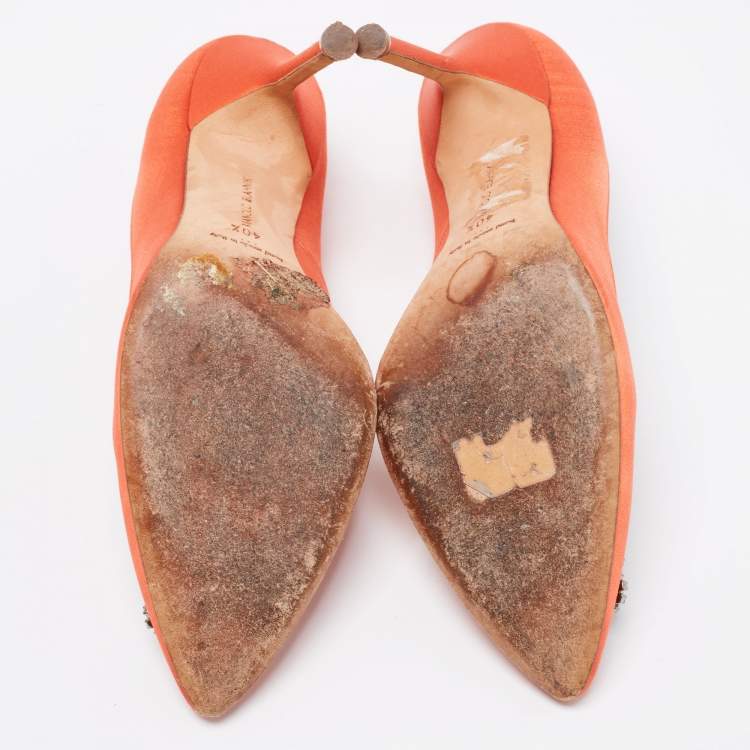 Pre Owned Manolo Blahnik Orange Satin Hangisi Pumps Size 40.5