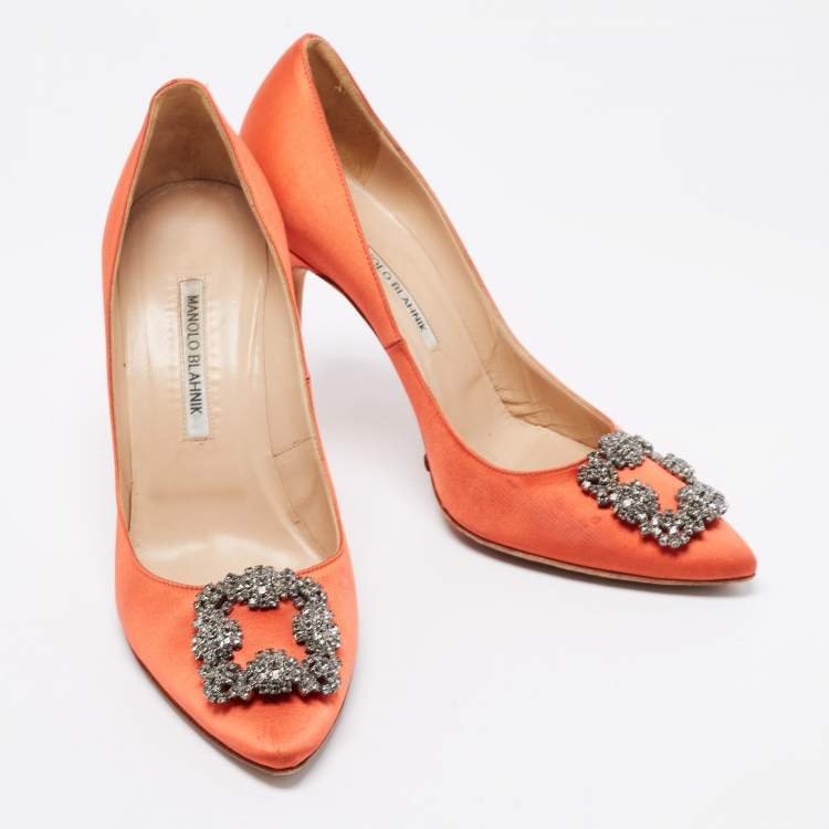 Pre Owned Manolo Blahnik Orange Satin Hangisi Pumps Size 40.5