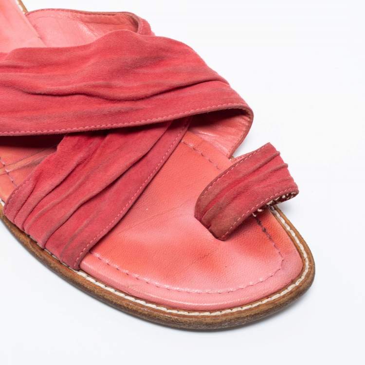 Pre Owned Manolo Blahnik Pink Suede Crisscross Flat Sandals Size 39.5 