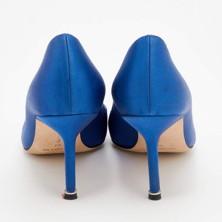 Pre Owned Manolo Blahnik Blue Satin Hangisi Pumps Size 40