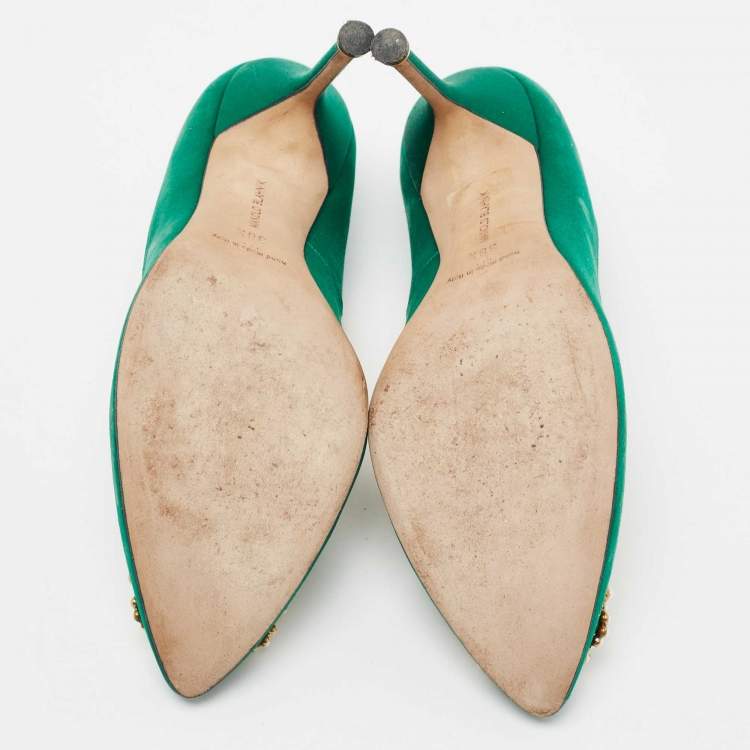 Pre Owned Manolo Blahnik Green Satin Hangisi Pumps Size 38.5
