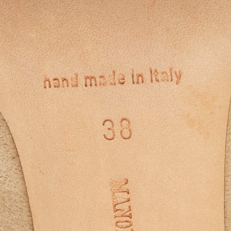 Pre Owned Manolo Blahnik Beige/Pink Suede And Leather Cap-Toe Bipunta Pumps Size 38