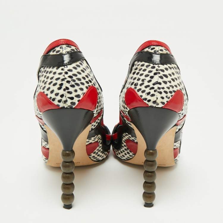 Pre Owned Manolo Blahnik Multicolor Python And Leather Pointed Toe Pumps Size 38