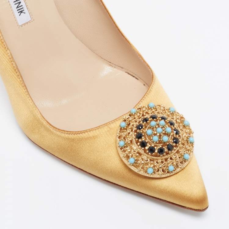 Pre Owned Manolo Blahnik Yellow Satin Jewel Embellished Pointed Toe Pumps Size 39