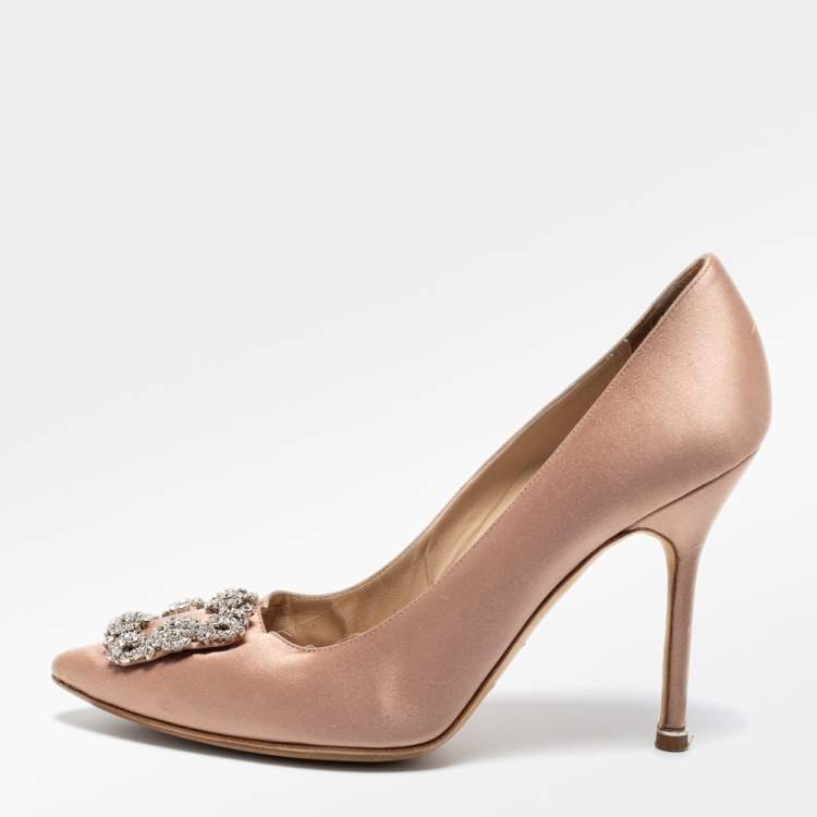 Pre Owned Manolo Blahnik Beige Satin Hangisi  Pumps Size 39.5