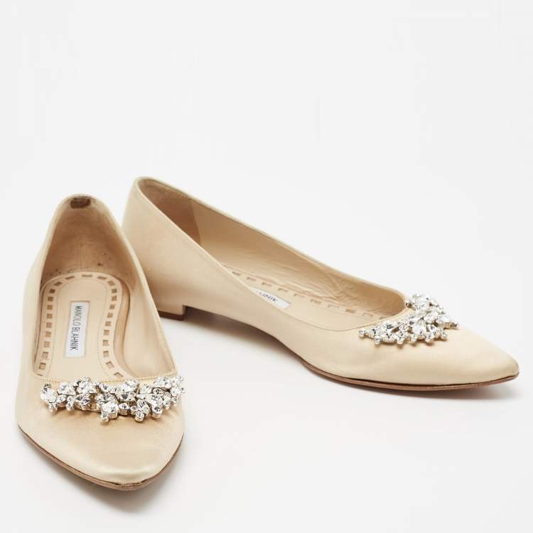 Pre Owned Manolo Blahnik Beige Satin Lurum Embellished Ballet Flats Size 38.5
