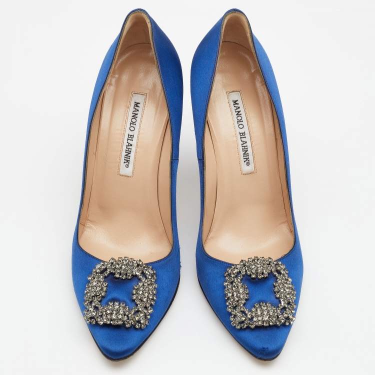 Pre Owned Manolo Blahnik Blue Satin Hangisi Embellished Pumps Size 38