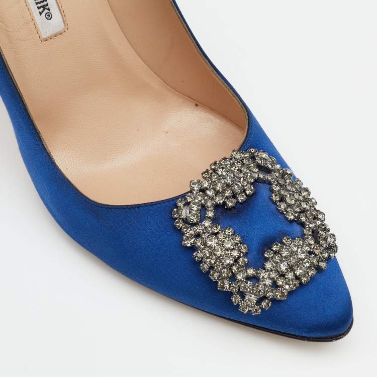 Pre Owned Manolo Blahnik Blue Satin Hangisi Embellished Pumps Size 38