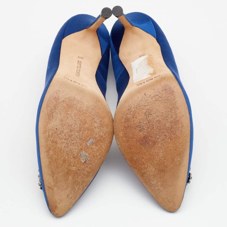 Pre Owned Manolo Blahnik Blue Satin Hangisi Embellished Pumps Size 38