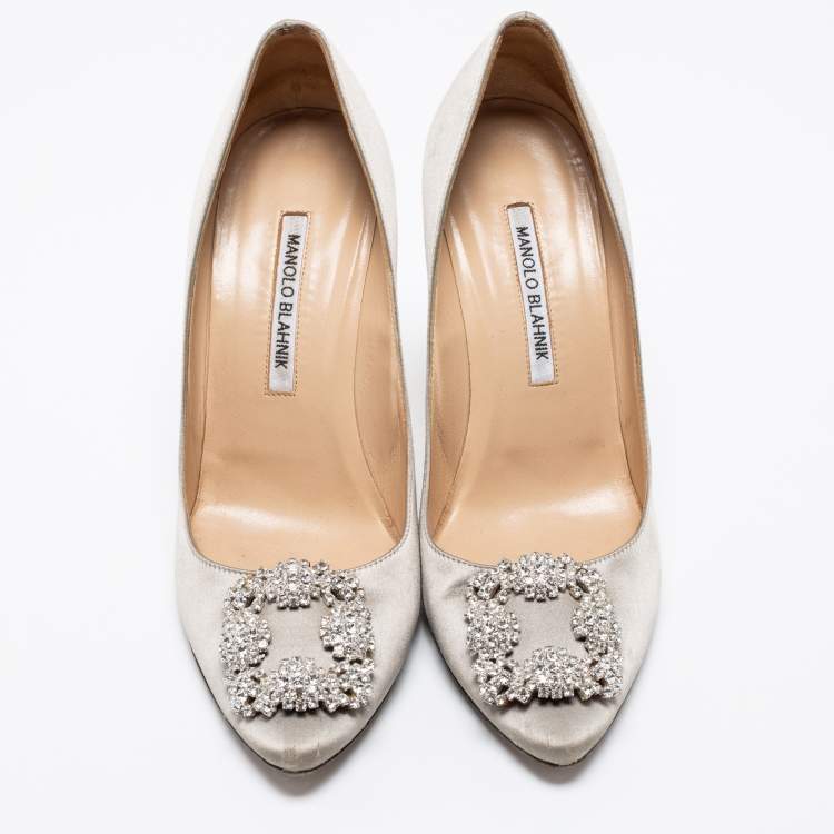 Pre Owned Manolo Blahnik Grey Satin Hangisi Pumps Size 39