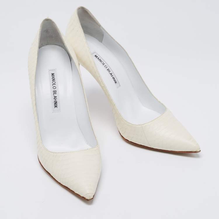 Pre Owned Manolo Blahnik White Python Leather BB Pointed Toe Pumps Size 38