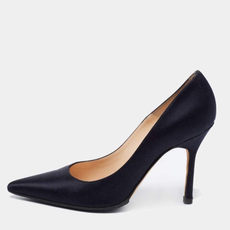 Pre Owned Manolo Blahnik Black Satin Pointed Toe Pumps Size 36