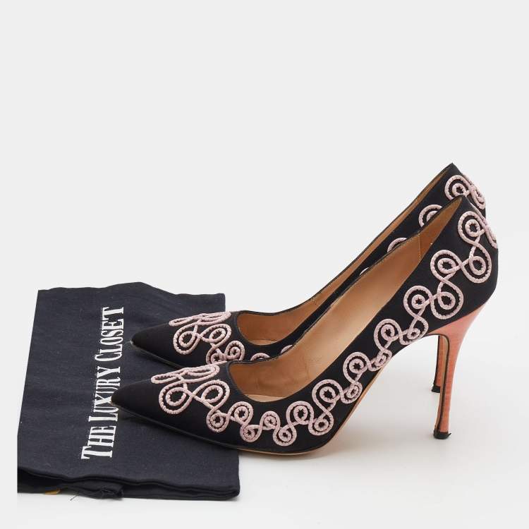 Pre Owned Manolo Blahnik Black Satin Rope Embroidered Pointed Toe Pumps Size 38