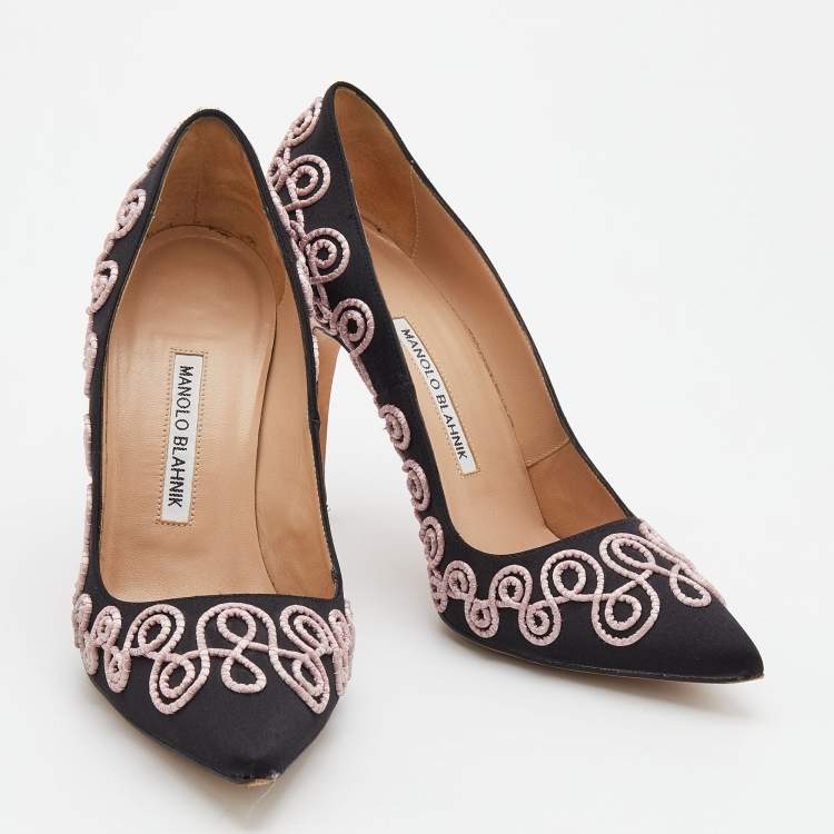 Pre Owned Manolo Blahnik Black Satin Rope Embroidered Pointed Toe Pumps Size 38