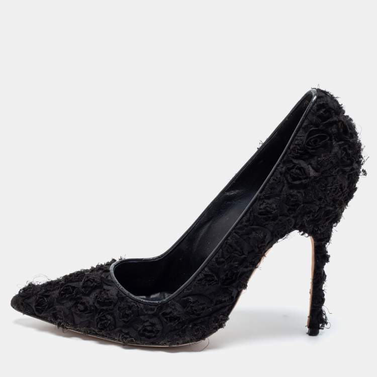 Pre Owned Manolo Blahnik Black Floral Fabric Pointed Toe Pumps Size 39