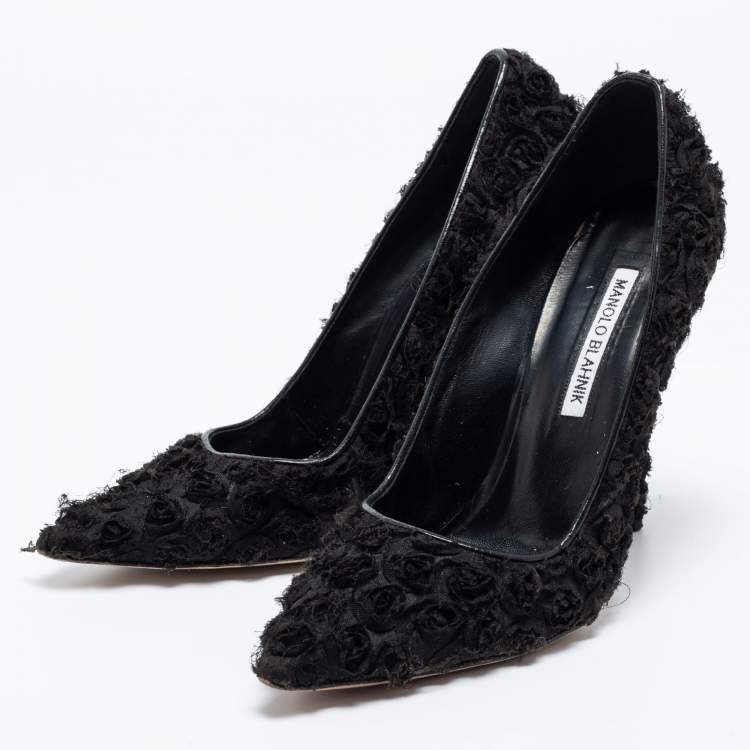 Pre Owned Manolo Blahnik Black Floral Fabric Pointed Toe Pumps Size 39