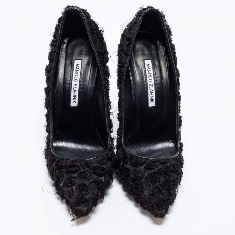 Pre Owned Manolo Blahnik Black Floral Fabric Pointed Toe Pumps Size 39