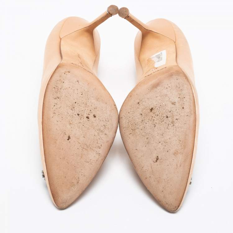 Pre Owned Manolo Blahnik Beige Satin Hangisi  Pumps Size 40