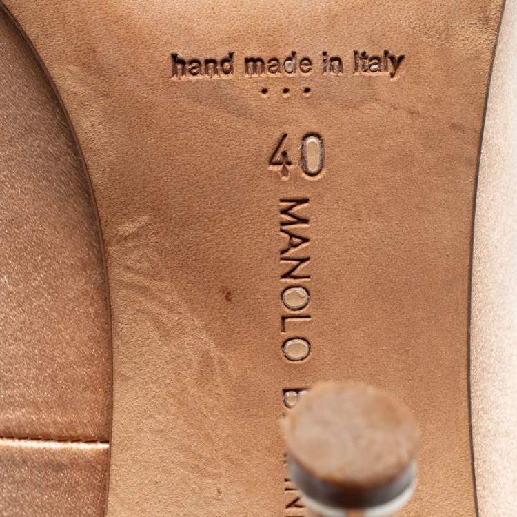 Pre Owned Manolo Blahnik Beige Satin Hangisi  Pumps Size 40
