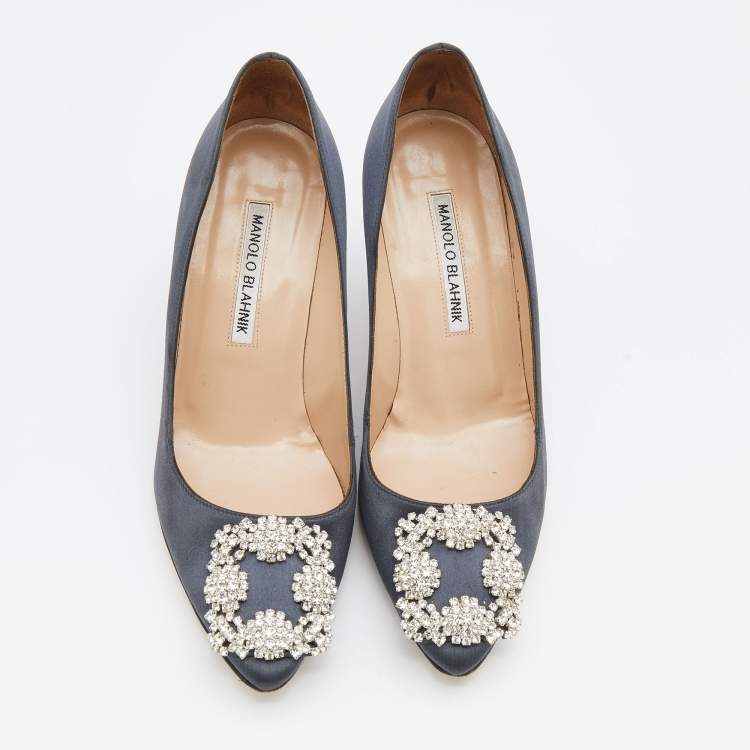 Pre Owned Manolo Blahnik Grey Satin Hangisi Crystal Embellished Pumps Size 37