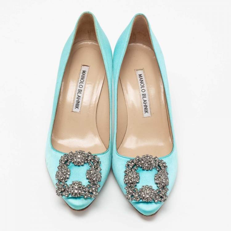 Pre Owned Manolo Blahnik Light Blue Satin Hangisi Pumps Size 35