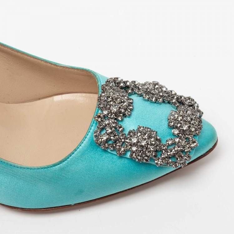 Pre Owned Manolo Blahnik Light Blue Satin Hangisi Pumps Size 35