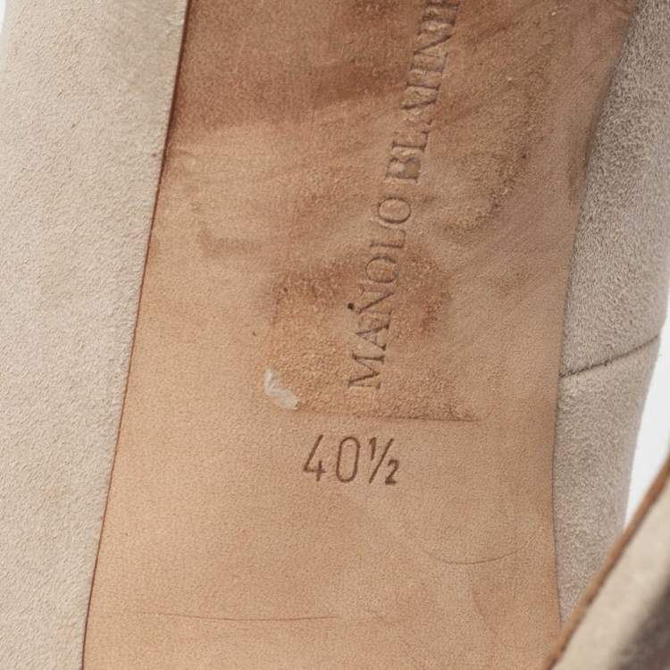 مملوكة مسبقًا Manolo Blahnik Light Beige Suede BB Pumps Size 40.5