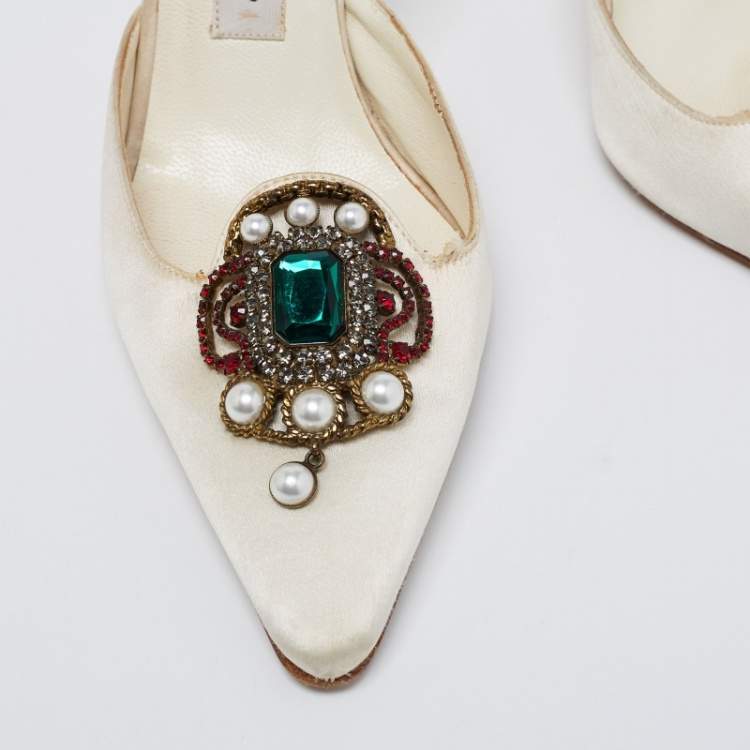 Pre Owned Manolo Blahnik Off-White Satin Eufrasia Embellished Mules Size 36.5