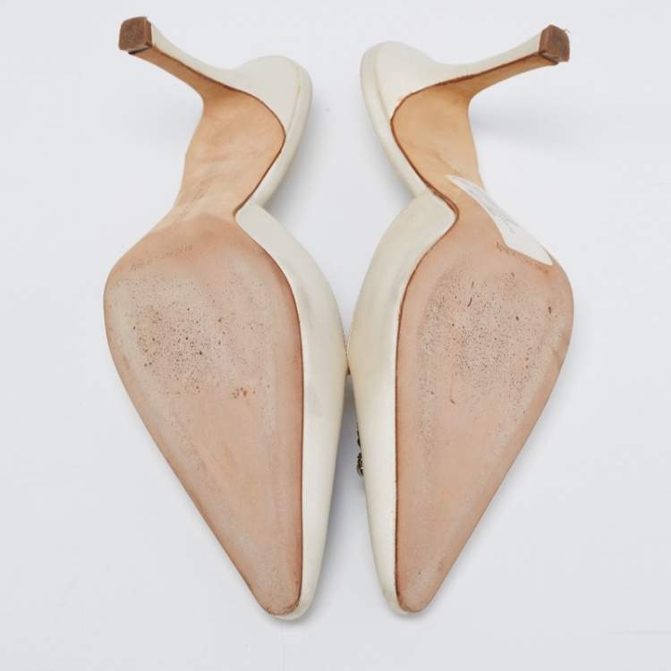 Pre Owned Manolo Blahnik Off-White Satin Eufrasia Embellished Mules Size 36.5