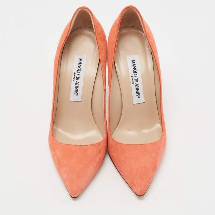 Pre Owned Manolo Blahnik Coral Orange Suede BB Pointed Toe Pumps Size 36