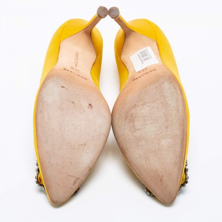 Pre Owned Manolo Blahnik Yellow Satin Hangisi Crystal Embellished Pumps Size 35.5