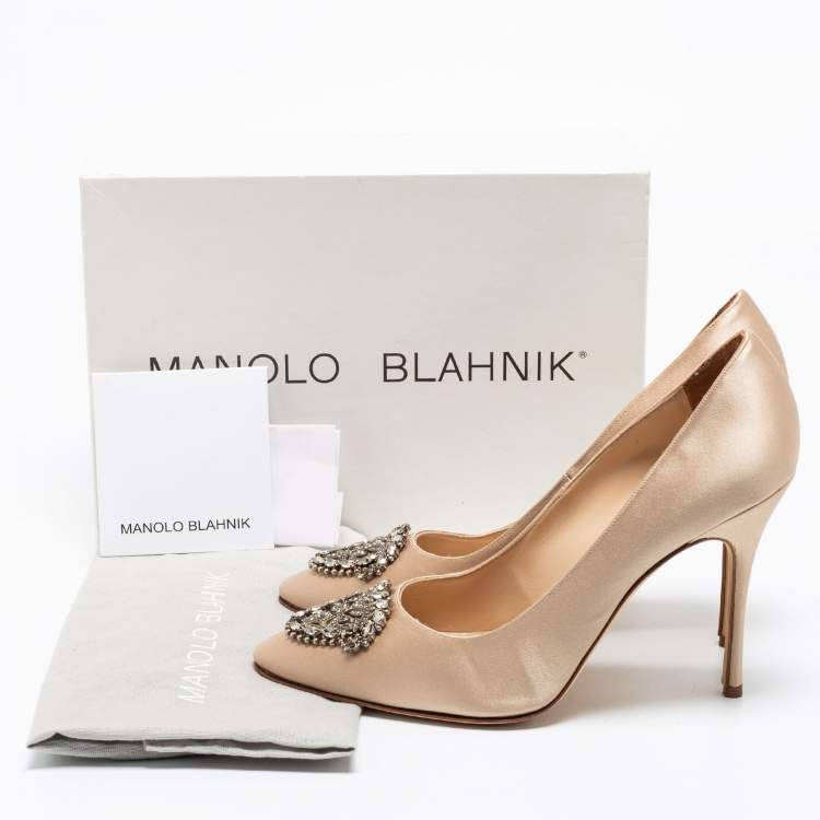 Pre Owned Manolo Blahnik Gold Satin Okkava Crystal Embellished Pumps Size 41