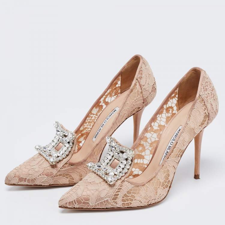 مملوكة مسبقًا Manolo Blahnik Dusty Pink Lace Borlak Crystal Embellished Pumps Size 37.5