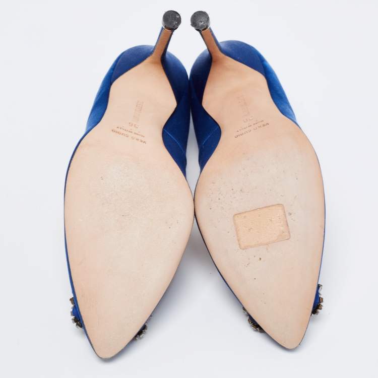 Pre Owned Manolo Blahnik Blue Satin Hangisi Embellished Pumps Size 36