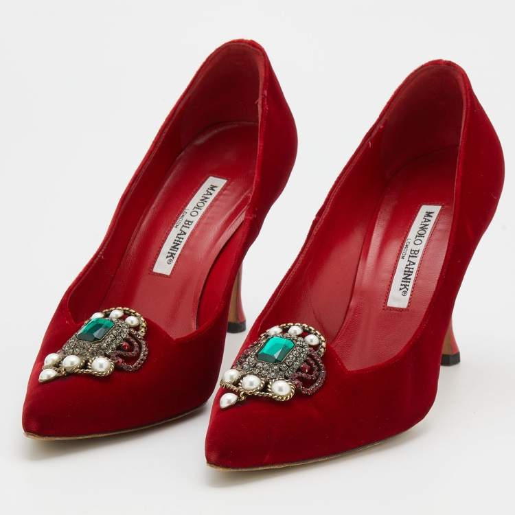 Pre Owned Manolo Blahnik Red Velvet Eufrasia Pointed Toe Pumps Size 38